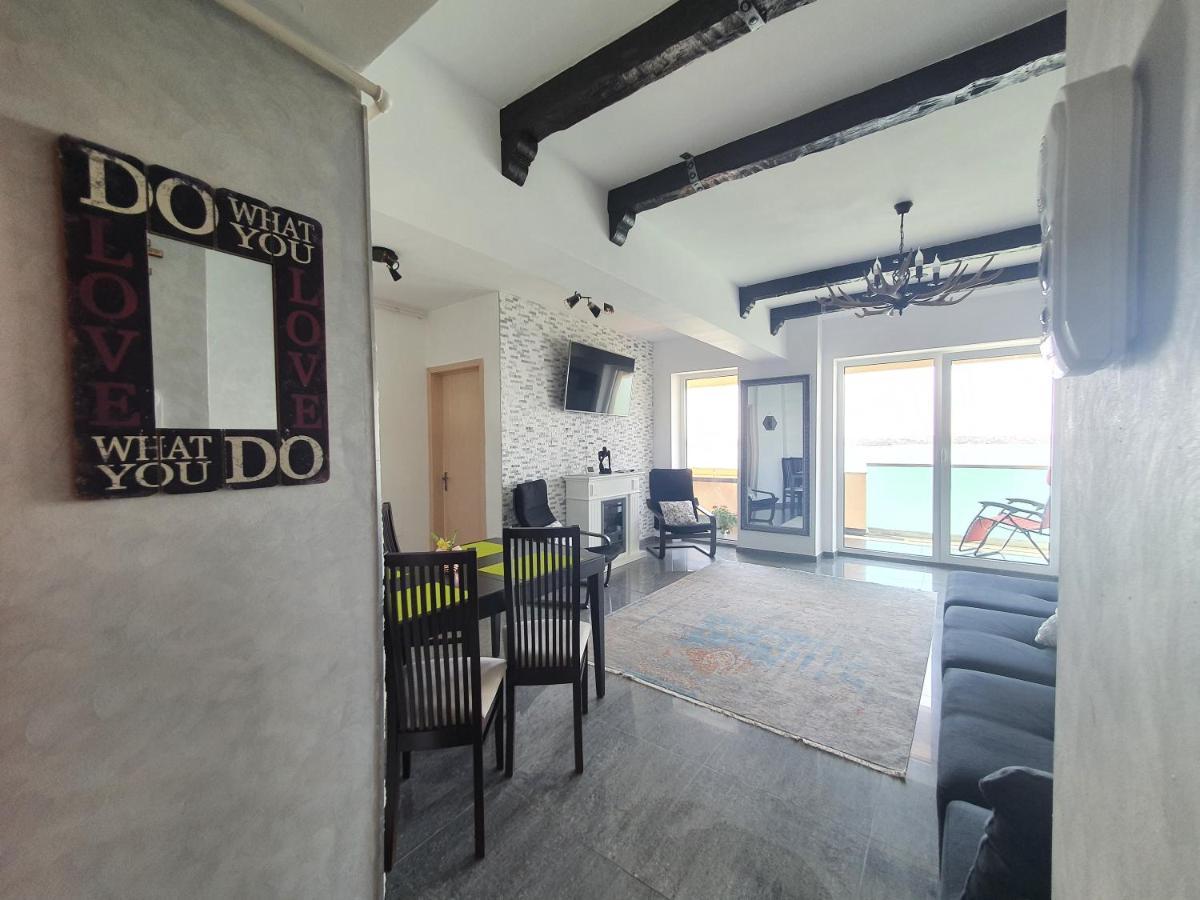 Moonlight Residence Мамая Екстериор снимка