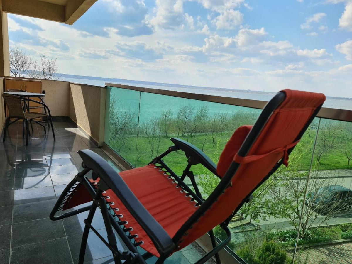 Moonlight Residence Мамая Екстериор снимка