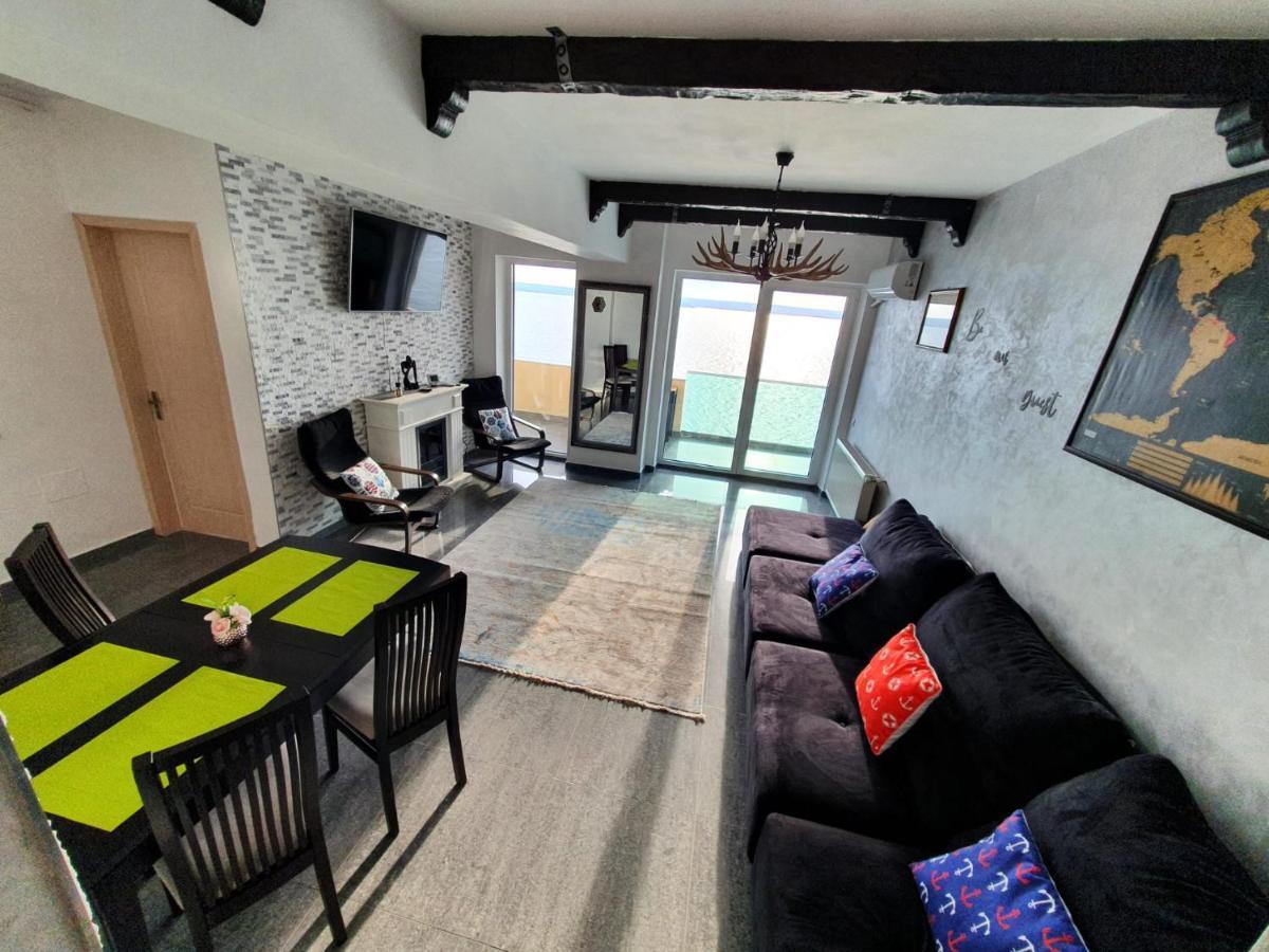 Moonlight Residence Мамая Екстериор снимка