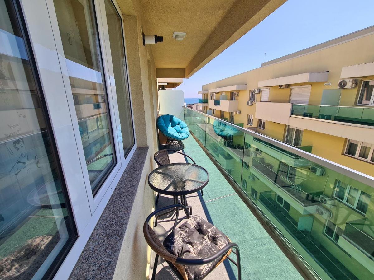 Moonlight Residence Мамая Екстериор снимка